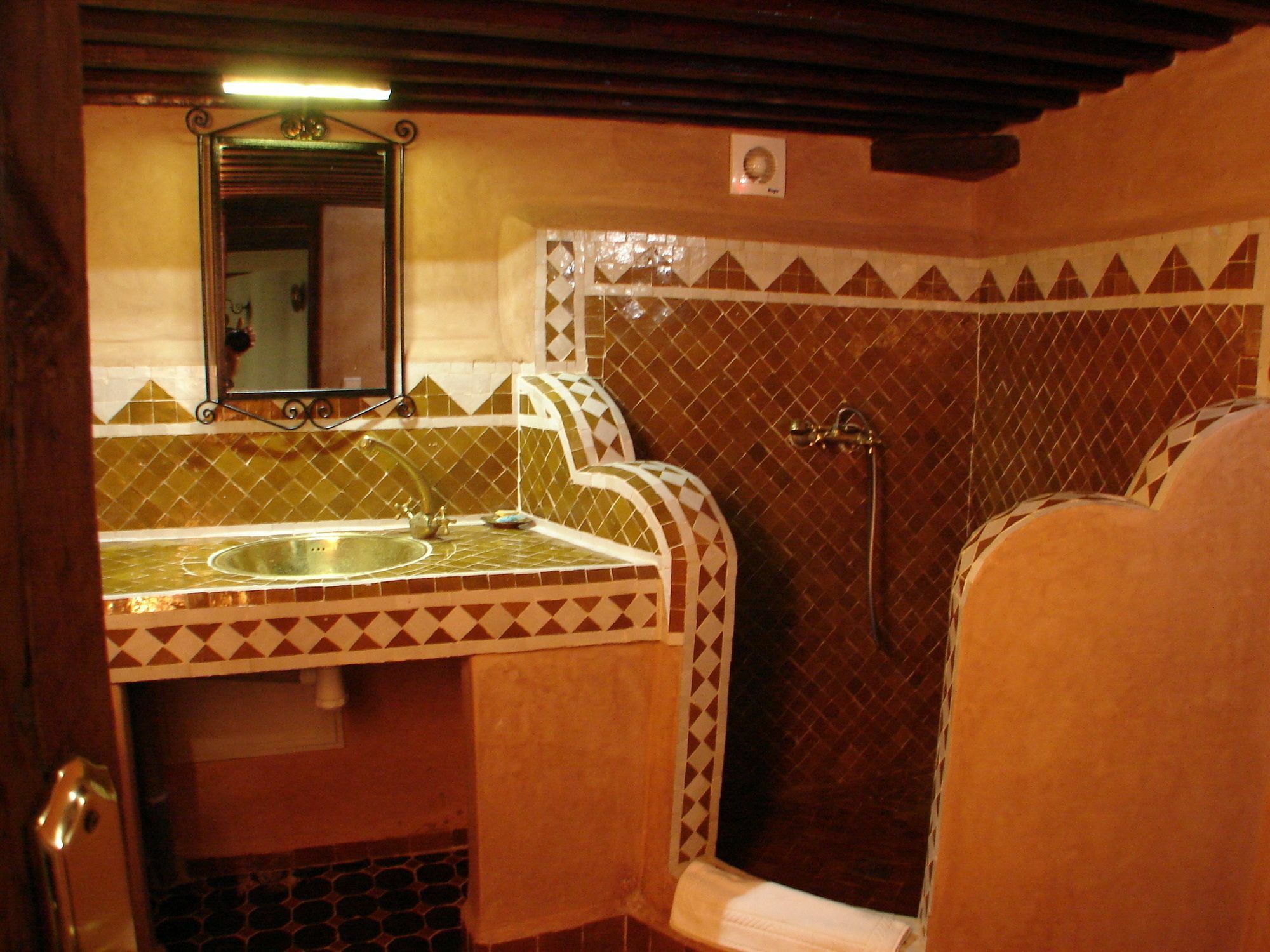 Riad Sheryne Фес Экстерьер фото